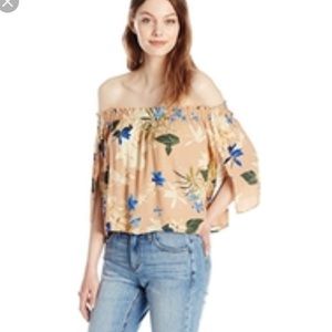 Astr the label off shoulder paradise floral top